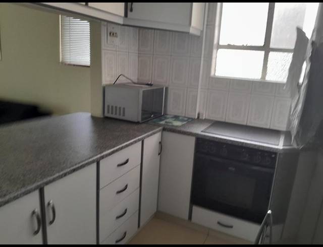 2 BEDROOM PROPERTY TO RENT IN NORTH BEACH